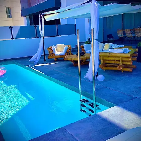 מלון דירות White House Ibiza *